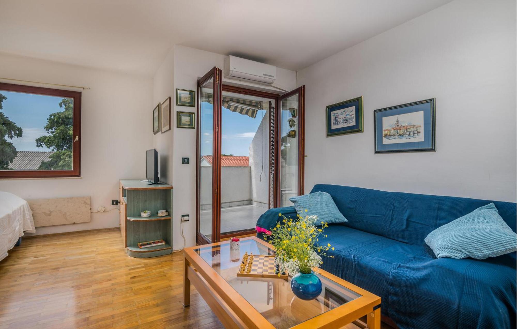 Amazing Apartment In Krk With Kitchen Krk Town Exterior foto