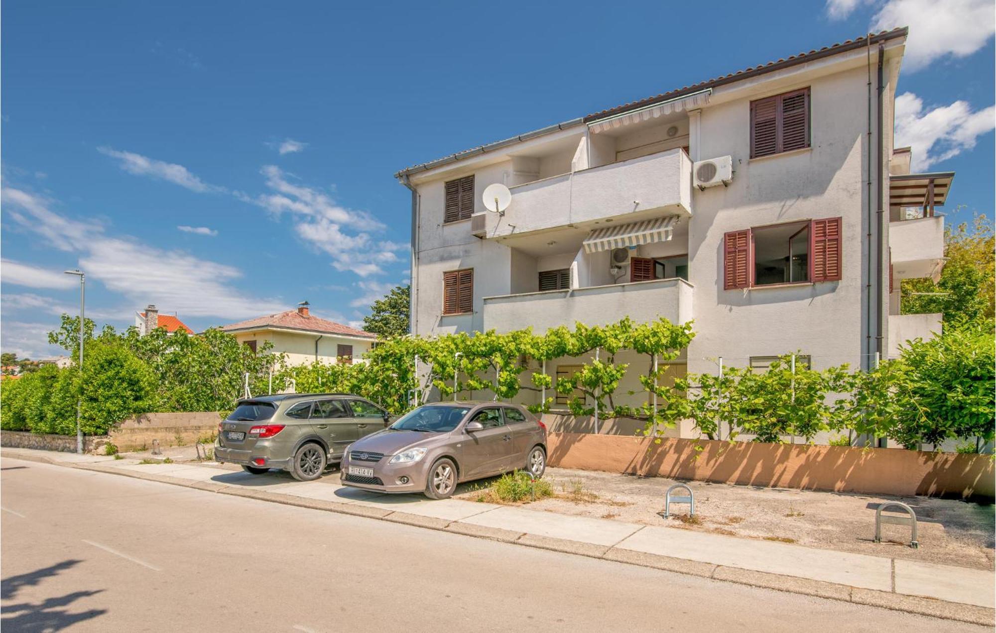 Amazing Apartment In Krk With Kitchen Krk Town Exterior foto